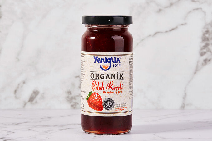 Yenigün Organic Strawberry Jam 290 GR